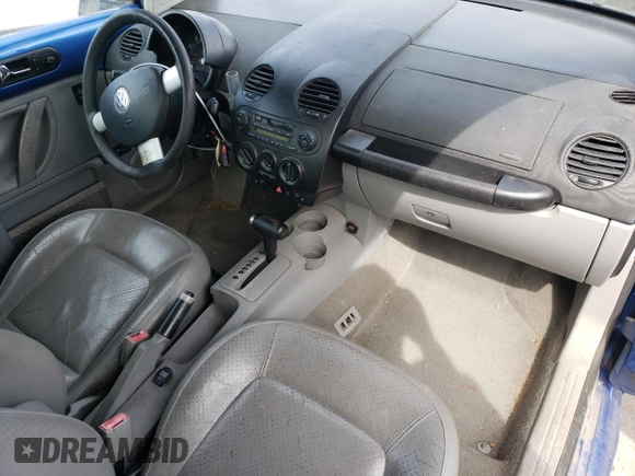 2001 Volkswagen Beetle GLS с VIN 3VWCB21C11M435990, выставлен на аукционе Copart как лот 49212495 с пробегом 60 090 миль миль и Чистый • Clean title. История ставок и продаж доступна на DreamBid. Изображение 8.