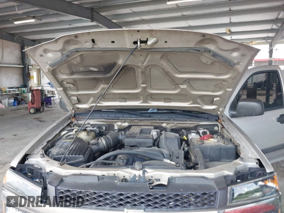 2006 Chevrolet Colorado 3LT with VIN 1GCDS136268182408, listed as a IAAI auction lot 42492420 with 284,568 mi miles and . Bid and sale history available at DreamBid. Image 10.