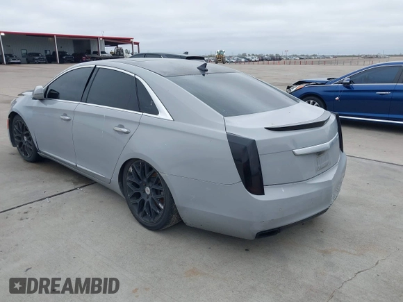 2013 Cadillac XTS Luxury with VIN 2G61P5S38D9213426, listed as a IAAI auction lot 41098261 with Not Provided miles. Bid and sale history available at carsss.com. Image 3.