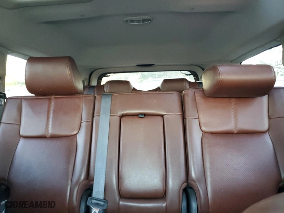 2008 Jeep Commander Limited with VIN 1J8HH58N98C236772, listed as a Copart auction lot 71042404 with 217,780 mi miles and Salvage Title. Bid and sale history available at carsss.com. Image 10.