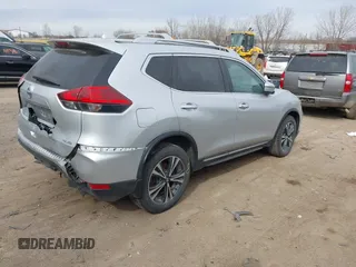 2017 Nissan Rogue SL with VIN 5N1AT2MV8HC770837, listed as a IAAI auction lot 41854052 with 71,537 mi miles. Bid and sale history available at carsss.com. Image 4.