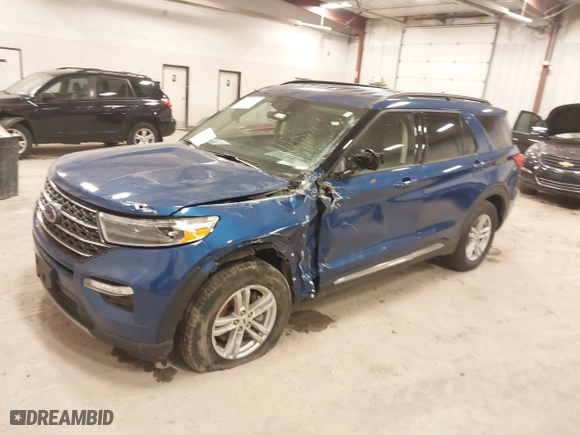 2022 Ford Explorer XLT with VIN 1FMSK8DH0NGA51218, listed as a IAAI auction lot 41917450 with 36,019 mi miles. Bid and sale history available at carsss.com. Image 17.