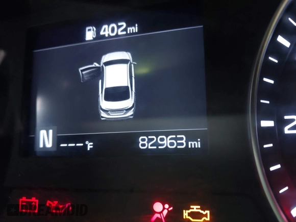2021 Kia Forte LXS z VIN 3KPF24AD5ME270044, wystawiony jako IAAI lot #41405638 z przebiegiem 82 963 mil mil oraz . Historia ofert i sprzedaży dostępna na DreamBid. Obrazek 15.