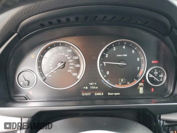 2015 BMW X5 sDrive35i with VIN 5UXKR2C51F0H39390, listed as a Copart auction lot 46475705 with 151,917 mi miles and Salvage Title. Bid and sale history available at carsss.com. Image 9.