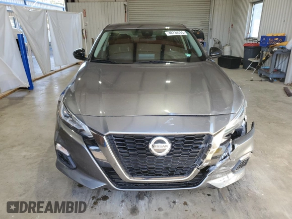 2020 Nissan Altima 2.5 SR with VIN 1N4BL4CV4LC275880, listed as a Copart auction lot 48739355 with 63,196 mi miles and Salvage Title. Bid and sale history available at carsss.com. Image 5.
