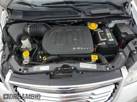 2016 Chrysler Town & Country Limited Platinum with VIN 2C4RC1GG3GR119863, listed as a Copart auction lot 71762174 with 104,555 mi miles and Salvage Title. Bid and sale history available at carsss.com. Image 12.