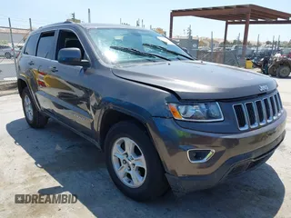 2015 Jeep Grand Cherokee Laredo z VIN 1C4RJFAG0FC895791, wystawiony jako IAAI lot #42413421 z przebiegiem 80 878 mil mil oraz . Historia ofert i sprzedaży dostępna na DreamBid. Obrazek 1.