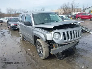 2016 Jeep Patriot Sport с VIN 1C4NJRBB8GD647299, выставлен на аукционе IAAI как лот 41673086 с пробегом 95 321 миль миль и . История ставок и продаж доступна на DreamBid. Изображение 1.