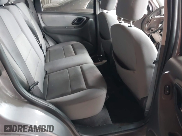 2007 Ford Escape XLT with VIN 1FMYU03187KA14931, listed as a IAAI auction lot 42198989 with 89,023 mi miles and . Bid and sale history available at DreamBid. Image 8.