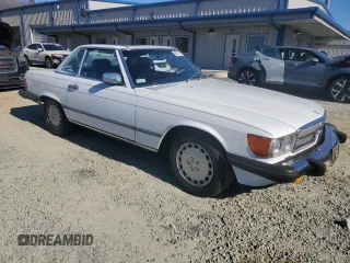 1988 Mercedes-Benz 560 Series 560SL with VIN WDBBA48D1JA078995, listed as a Copart auction lot 89274725 with 119,355 mi miles and Salvage Title. Bid and sale history available at carsss.com. Image 4.