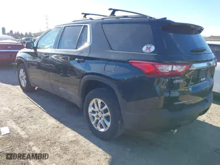 2019 Chevrolet Traverse LT Cloth with VIN 1GNEVGKW2KJ135213, listed as a IAAI auction lot 41293389 with 102,217 mi miles. Bid and sale history available at carsss.com. Image 3.