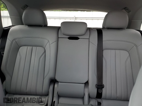 2022 Audi Q5 S line Premium Plus with VIN WA1EAAFY6N2134605, listed as a Copart auction lot 59351045 with 30,479 mi miles and Salvage title. Bid and sale history available at DreamBid. Image 10.