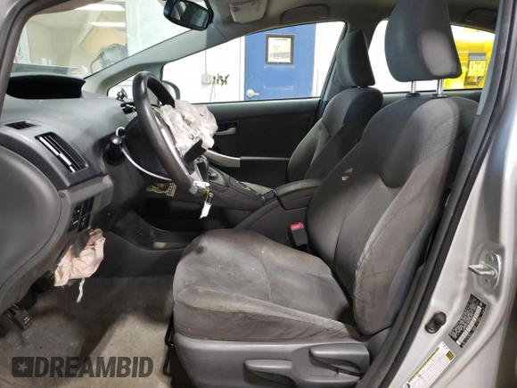2011 Toyota Prius I z VIN JTDKN3DU3B0302992, wystawiony jako Copart lot #55957085 z przebiegiem 201 305 mil mil oraz Szkoda całkowita • Salvage title. Historia ofert i sprzedaży dostępna na DreamBid. Obrazek 7.