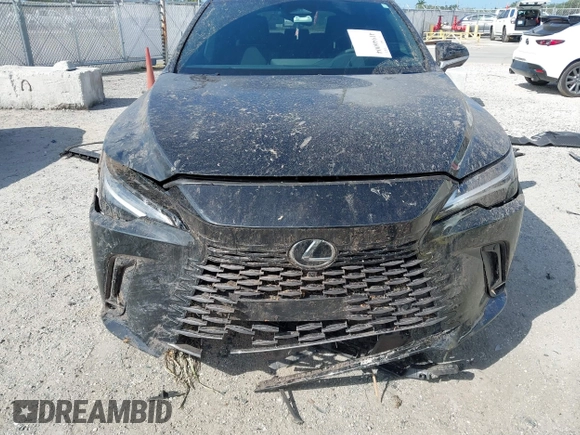 2024 Lexus RX 350 z VIN 2T2BAMCA9RC086862, wystawiony jako IAAI lot #41946004 z przebiegiem 6 664 mil mil oraz . Historia ofert i sprzedaży dostępna na DreamBid. Obrazek 6.