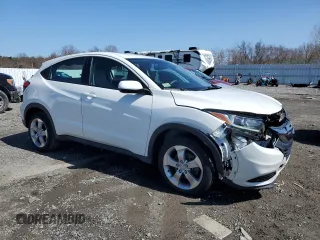 2022 Honda HR-V LX with VIN 3CZRU6H33NM709095, listed as a Copart auction lot 50504295 with 108,605 mi miles and Salvage Title. Bid and sale history available at carsss.com. Image 4.