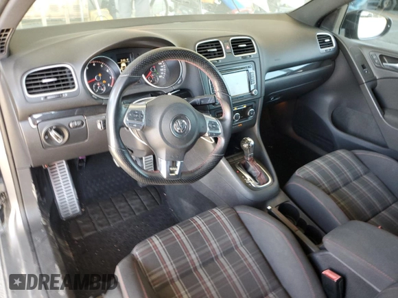 2013 Volkswagen GTI w/Conv & Sunroof z VIN WVWFD7AJ4DW031740, wystawiony jako Copart lot #70099084 z przebiegiem 130 193 mil mil oraz Szkoda całkowita • Salvage title. Historia ofert i sprzedaży dostępna na DreamBid. Obrazek 8.