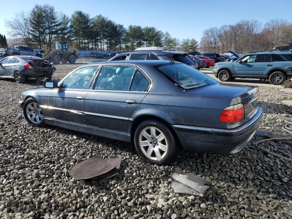 2001 BMW 7 Series 740iL with VIN WBAGH83491DP25351, listed as a Copart auction lot 46462335 with 0 mi miles and Salvage Title. Bid and sale history available at carsss.com. Image 2.