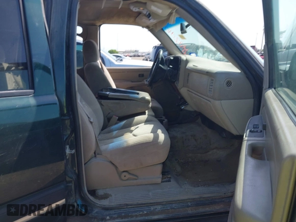 2004 Chevrolet Tahoe LS z VIN 1GNEC13V74J307523, wystawiony jako IAAI lot #41820407 z przebiegiem 237 728 mil mil oraz . Historia ofert i sprzedaży dostępna na DreamBid. Obrazek 5.