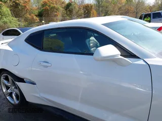 2017 Chevrolet Camaro 2SS with VIN 1G1FH1R77H0102036, listed as a IAAI auction lot 41924124 with 170,443 mi miles and . Bid and sale history available at DreamBid. Image 13.