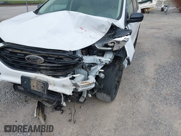 2022 Ford Edge SE with VIN 2FMPK4G96NBA59575, listed as a IAAI auction lot 42171392 with 47,091 mi miles and . Bid and sale history available at DreamBid. Image 6.