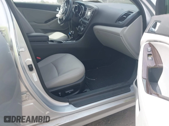 2015 Kia Optima EX with VIN 5XXGN4A77FG501283, listed as a IAAI auction lot 41836864 with 19,875 mi miles. Bid and sale history available at carsss.com. Image 5.