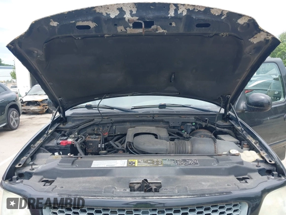 2003 Ford F-150 XL с VIN 1FTRX18L33NA44556, выставлен на аукционе IAAI как лот 42845613 с пробегом 172 830 миль миль и . История ставок и продаж доступна на DreamBid. Изображение 10.