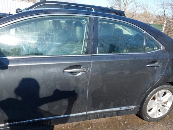 2010 Lexus HS 250h with VIN JTHBB1BA1A2020373, listed as a IAAI auction lot 41644953 with 221,122 mi miles and . Bid and sale history available at DreamBid. Image 14.