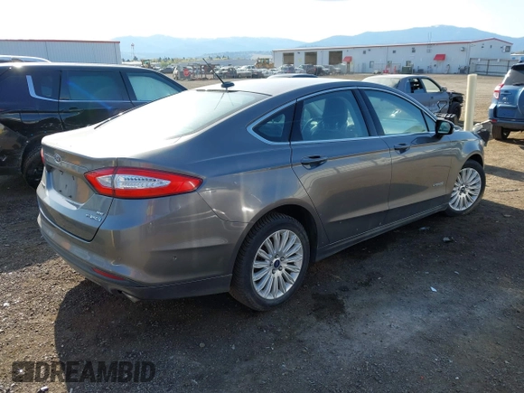 2013 Ford Fusion SE Hybrid with VIN 3FA6P0LU6DR326269, listed as a IAAI auction lot 41999417 with 277,891 mi miles. Bid and sale history available at carsss.com. Image 4.