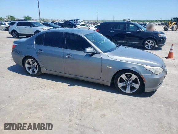 2010 BMW 5 Series 528i with VIN WBANU5C56AC460792, listed as a Copart auction lot 52634305 with Not Provided miles and Salvage Title. Bid and sale history available at carsss.com. Image 4.