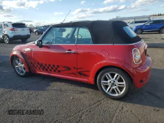 2011 MINI Convertible с VIN WMWZN3C55BT133269, выставлен на аукционе Copart как лот 74062294 с пробегом 48 582 миль миль и Списание • Salvage title. История ставок и продаж доступна на DreamBid. Изображение 2.