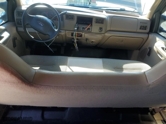 2003 Ford Super Duty F-250 XL with VIN 1FTNW21PX3EB41306, listed as a Copart auction lot 43257625 with 105,683 mi miles and Salvage Title. Bid and sale history available at carsss.com. Image 8.
