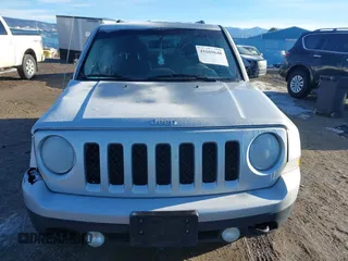 2012 Jeep Patriot Sport z VIN 1C4NJRBB8CD511426, wystawiony jako IAAI lot #41669648 z przebiegiem 147 016 mil mil oraz . Historia ofert i sprzedaży dostępna na DreamBid. Obrazek 13.