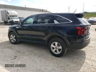 2023 Kia Sorento LX z VIN 5XYRGDLC4PG216535, wystawiony jako Copart lot #54432825 z przebiegiem 11 410 mil mil oraz Szkody całkowita. Historia ofert i sprzedaży dostępna na DreamBid. Obrazek 2.
