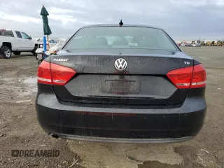 2015 Volkswagen Passat 1.8T Wolfsburg Ed with VIN 1VWAT7A30FC005085, listed as a Copart auction lot 48760945 with 173,967 mi miles and Clean Title. Bid and sale history available at carsss.com. Image 6.