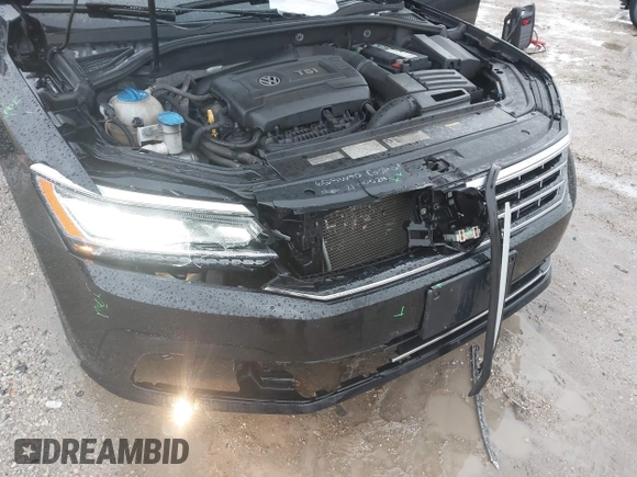 2016 Volkswagen Passat SE with VIN 1VWBS7A37GC069617, listed as a IAAI auction lot 41680890 with 139,457 mi miles and . Bid and sale history available at DreamBid. Image 6.