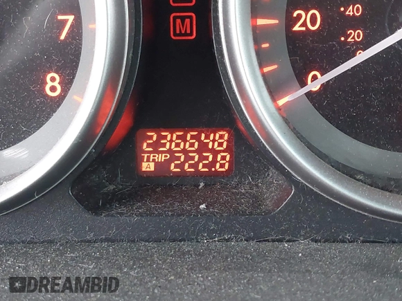 2010 Mazda CX-9 Grand Touring with VIN JM3TB3MA0A0213910, listed as a IAAI auction lot 41562896 with 236,648 mi miles. Bid and sale history available at carsss.com. Image 7.