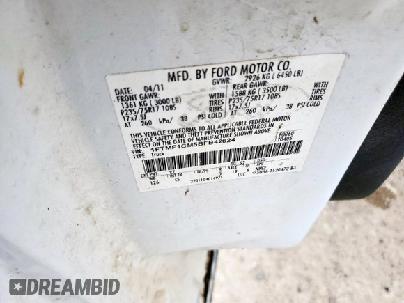 2011 Ford F-150 XL with VIN 1FTMF1CM5BFB42624, listed as a Copart auction lot 51001345 with 271,559 mi miles and Clean Title. Bid and sale history available at DreamBid. Image 12.