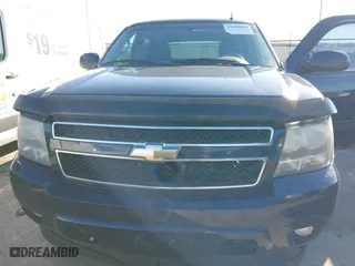 2010 Chevrolet Avalanche LT with VIN 3GNVKFE04AG254049, listed as a IAAI auction lot 41854624 with 130,806 mi miles. Bid and sale history available at carsss.com. Image 6.