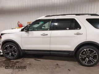 2013 Ford Explorer Sport with VIN 1FM5K8GT2DGC24829, listed as a IAAI auction lot 41722533 with 124,240 mi miles and . Bid and sale history available at carsss.com. Image 15.