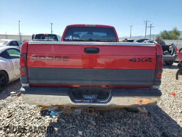 1999 Dodge Ram 2500 with VIN 1B7KF2366XJ519447, listed as a Copart auction lot 68026964 with 318,019 mi miles and Salvage Title. Bid and sale history available at carsss.com. Image 6.