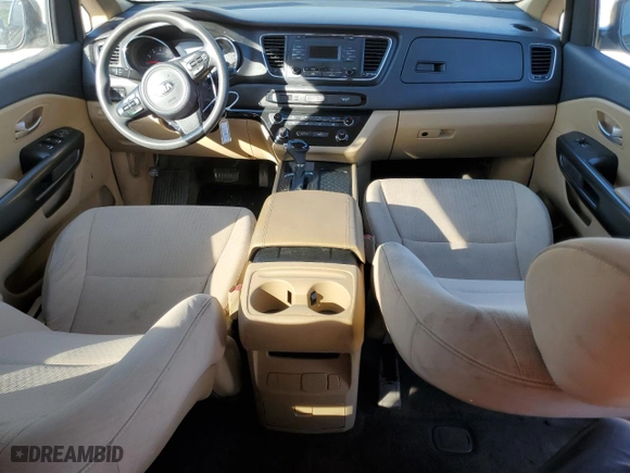 2016 Kia Sedona L with VIN KNDMA5C14G6186147, listed as a Copart auction lot 82120994 with 27,739 mi miles and Clean Title. Bid and sale history available at carsss.com. Image 8.