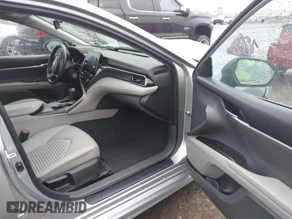 2022 Toyota Camry SE with VIN 4T1G11AKXNU697576, listed as a IAAI auction lot 41947082 with 67,199 mi miles and . Bid and sale history available at DreamBid. Image 5.