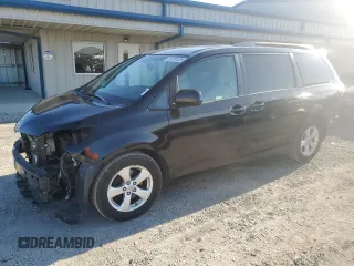 2016 Toyota Sienna LE AAS with VIN 5TDKK3DC1GS759451, listed as a Copart auction lot 56751825 with 85,067 mi miles and Salvage title. Bid and sale history available at DreamBid. Image 1.