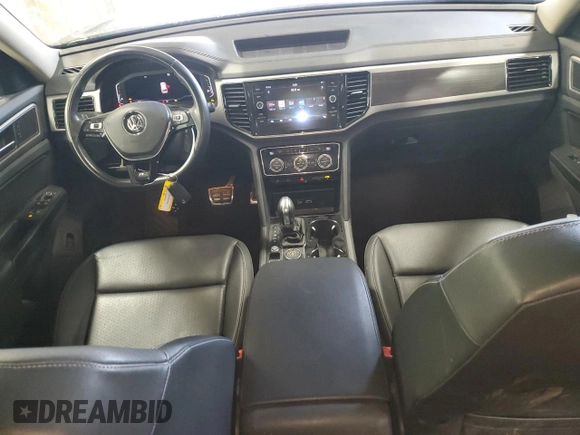 2019 Volkswagen Atlas SEL R-Line with VIN 1V2RR2CA6KC564779, listed as a Copart auction lot 52622765 with 52,615 mi miles and Salvage title. Bid and sale history available at DreamBid. Image 8.
