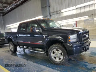 2007 Ford F-350 XL z VIN 1FTWW31P37EB30888, wystawiony jako Copart lot #59781715 z przebiegiem Nie podano mil oraz Czysty tytuł • Clean title. Historia ofert i sprzedaży dostępna na DreamBid. Obrazek 4.