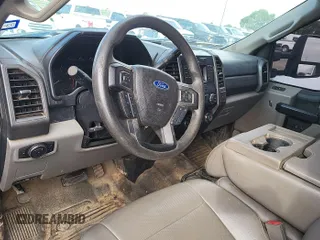2019 Ford F-250 XL with VIN 1FT7W2B61KEG23823, listed as a IAAI auction lot 42670848 with 186,760 mi miles and . Bid and sale history available at DreamBid. Image 19.