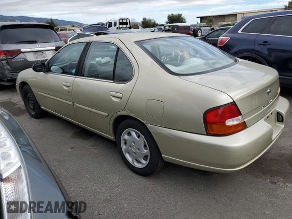 1999 Nissan Altima XE with VIN 1N4DL01D8XC262471, listed as a Copart auction lot 81744974 with 155,009 mi miles and Salvage Title. Bid and sale history available at carsss.com. Image 2.