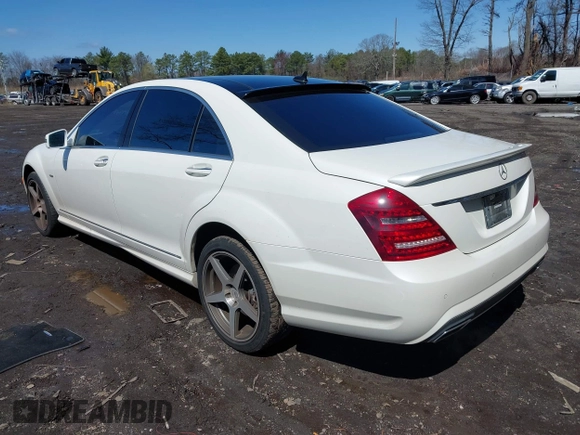 2012 Mercedes-Benz S 550 with VIN WDDNG9EB9CA463453, listed as a IAAI auction lot 41980960 with 84,579 mi miles and . Bid and sale history available at DreamBid. Image 3.