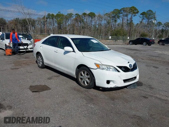 2011 Toyota Camry LE with VIN 4T1BF3EK5BU590299, listed as a IAAI auction lot 41451490 with 308,605 mi miles. Bid and sale history available at carsss.com. Image 1.