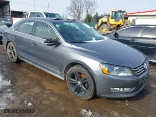 2012 Volkswagen Passat TDI SEL Premium with VIN 1VWCN7A36CC056735, listed as a IAAI auction lot 41612254 with 145,023 mi miles. Bid and sale history available at carsss.com. Image 1.
